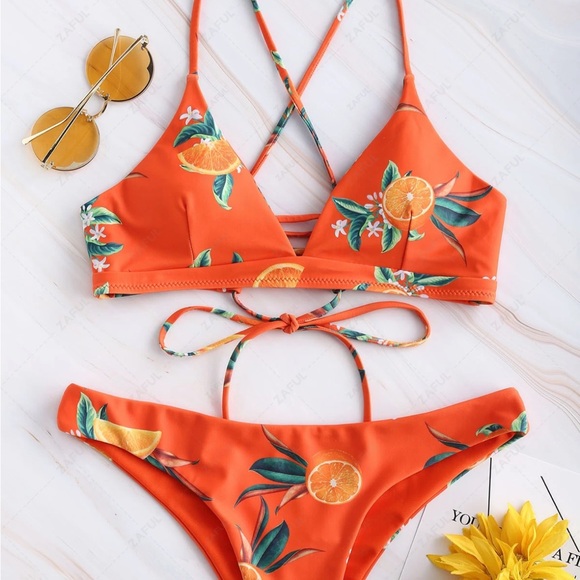 Zaful Orange Blossom Print Bikini Set - Picture 2 of 12